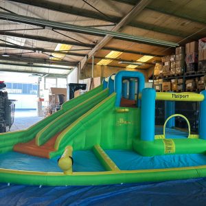 HÜPFBURG ZWEI RUTSCHEN UND ZWEI POOLS GRUEN